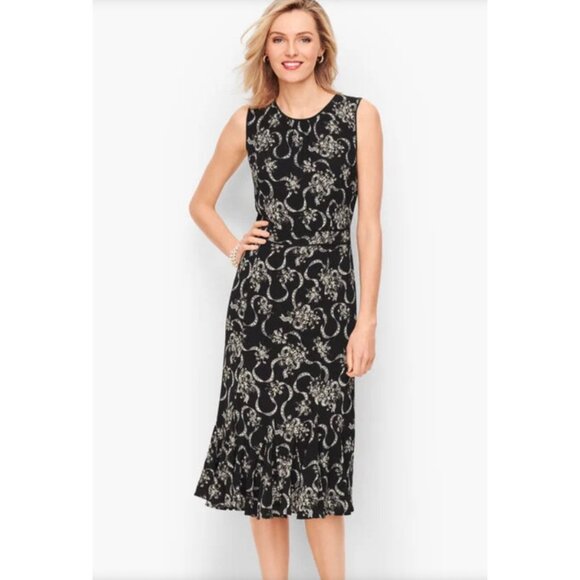 Talbots Floral Crepe Fit & Flare Dress Black and White Floral Size 10 Petite - Picture 8 of 8